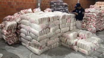 Incautan 35 toneladas de azúcar presuntamente ingresada de contrabando
